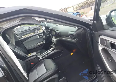 2022 Ford Explorer Xlt z USA, uszkodzony, nr VIN 1FMSK8DH6NGA81937